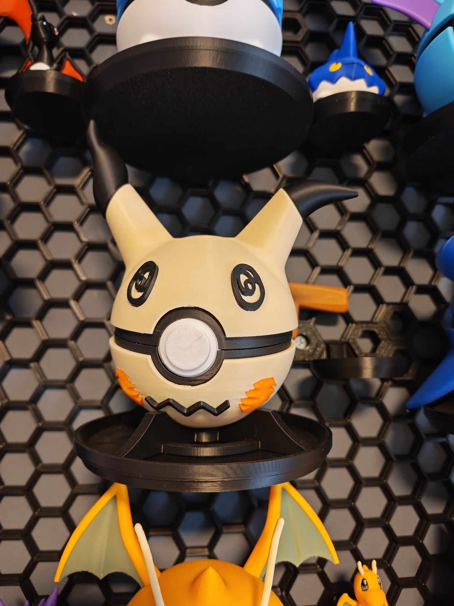 🌟 3D Printed Mimiku Pokéball with Stand & Mini Mimiku Figure – Opening Pokéball for Collectors & Fans 🌟