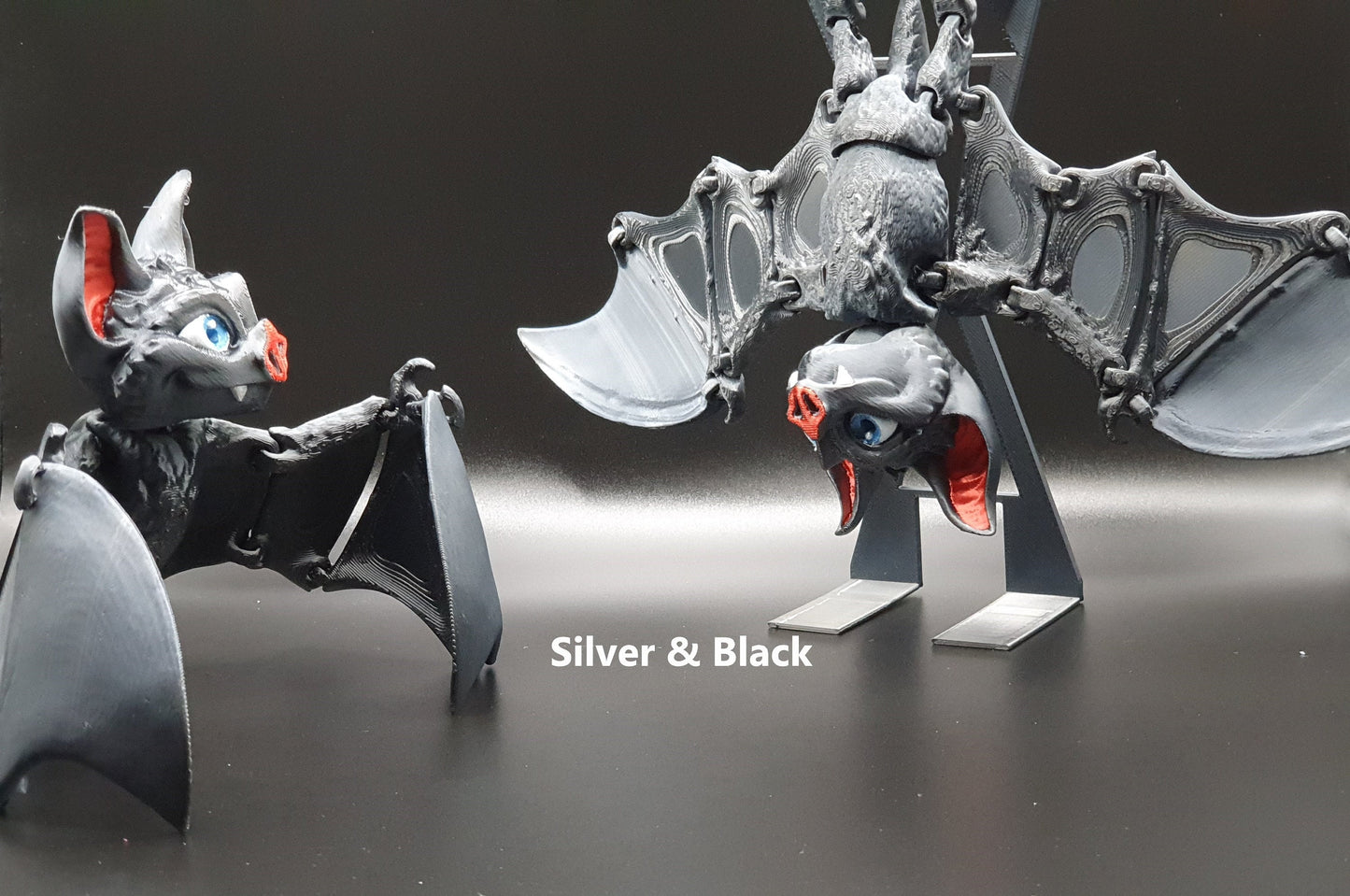 Adorable 3D Printed Bat, Flapping Articulated Wings, Desktop Toy