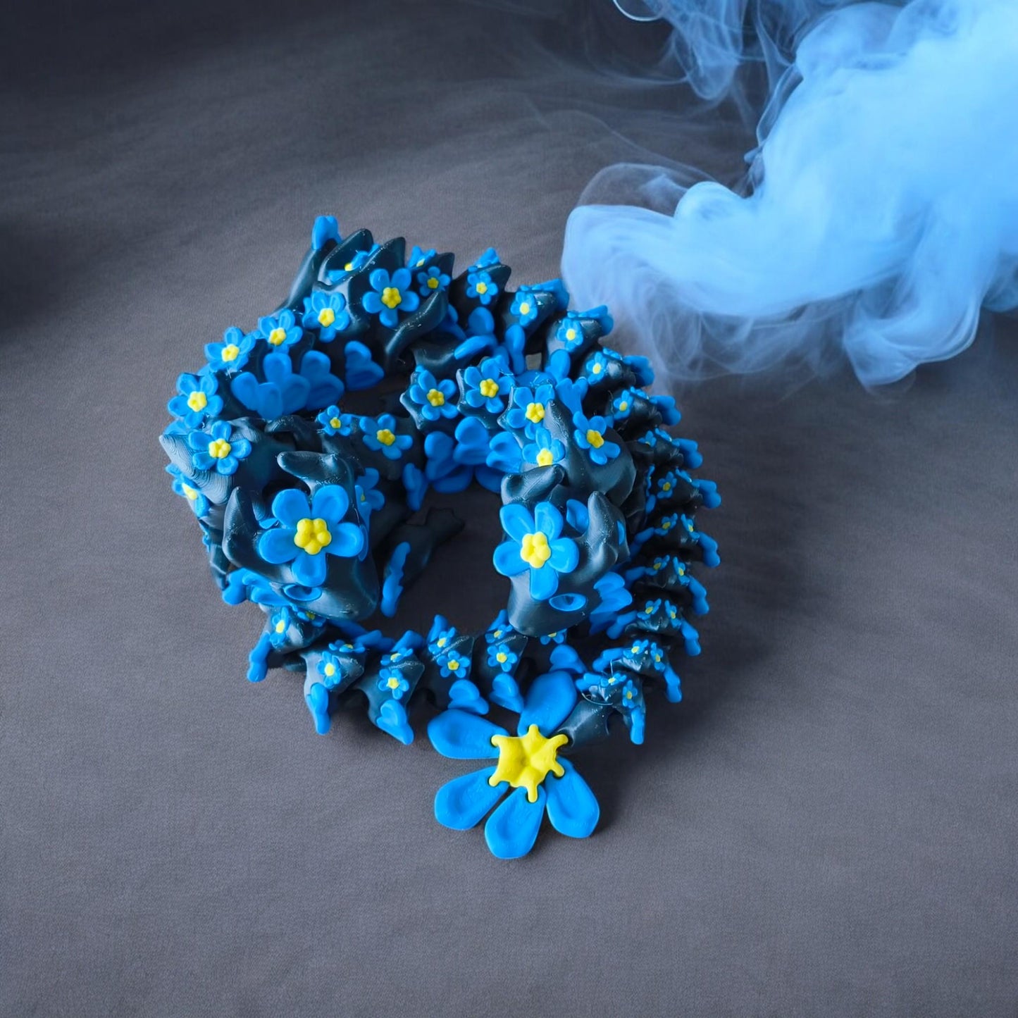 Enchanting 3D-Printed Forget Me Not articulated Flower Dragon – Fantasy Home Decor - Sabre 3D design