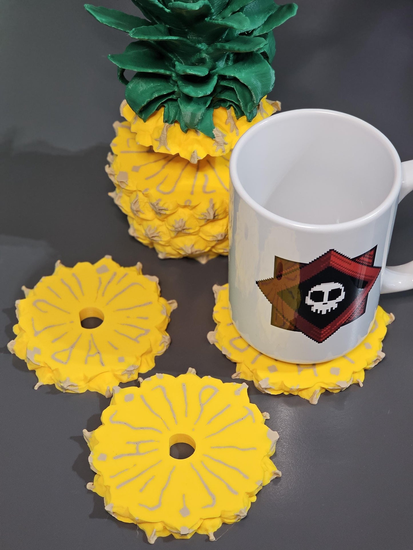3D Printed Pineapple Coaster Set ā Stackable Coasters (Set of 8) | Fun Tropical Decor | Designed by Gazzaladra