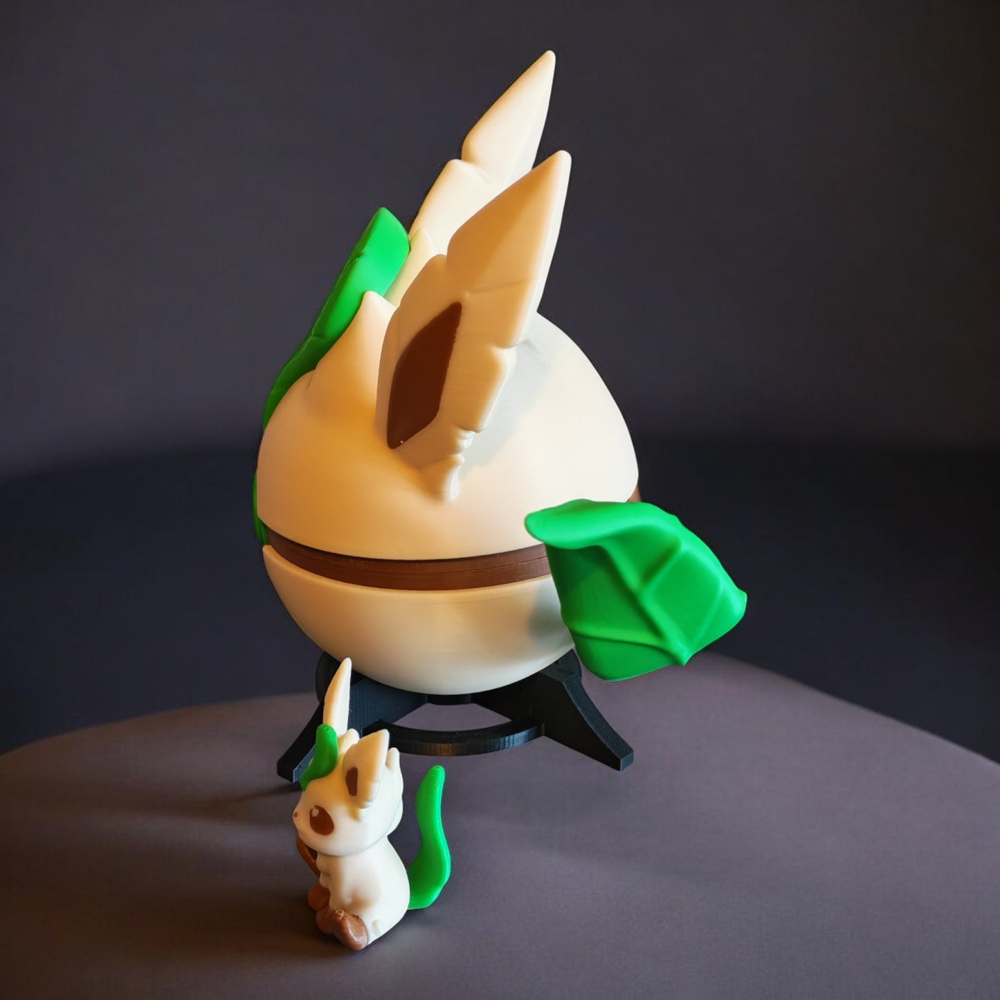 🌟 3D Printed Leafeon Pokéball with Stand & Mini Leafeon Figure – Opening Pokéball for Collectors & Fans 🌟