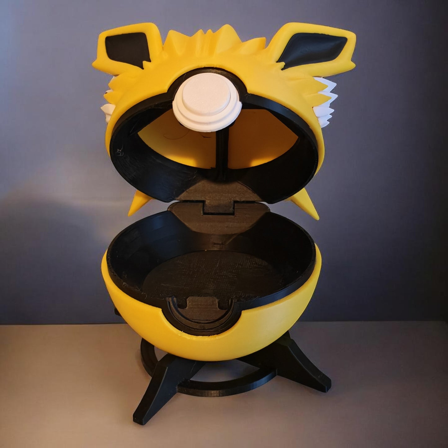 🌟 3D Printed Jolteon Pokéball with Stand & Mini Jolteon  Figure – Opening Pokéball for Collectors & Fans 🌟