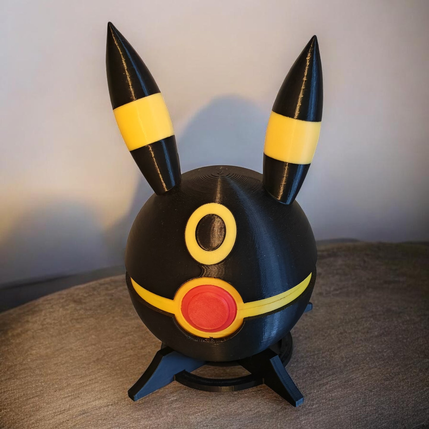 🌟 3D Printed  Umbreon Pokéball with Stand & Mini Umbreon Moon Figure – Opening Pokéball for Collectors & Fans 🌟
