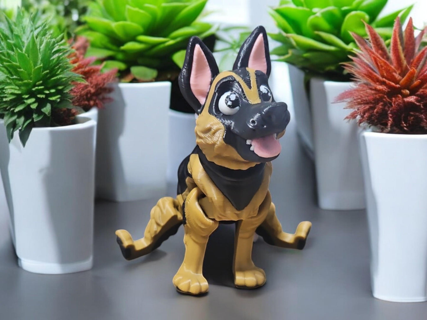 3D Printed German Shepherd Dog - Realistic GSD Figurine, Alsatian Dog Model, PLA Plastic Craft, Cute Pet, plus optional kennel