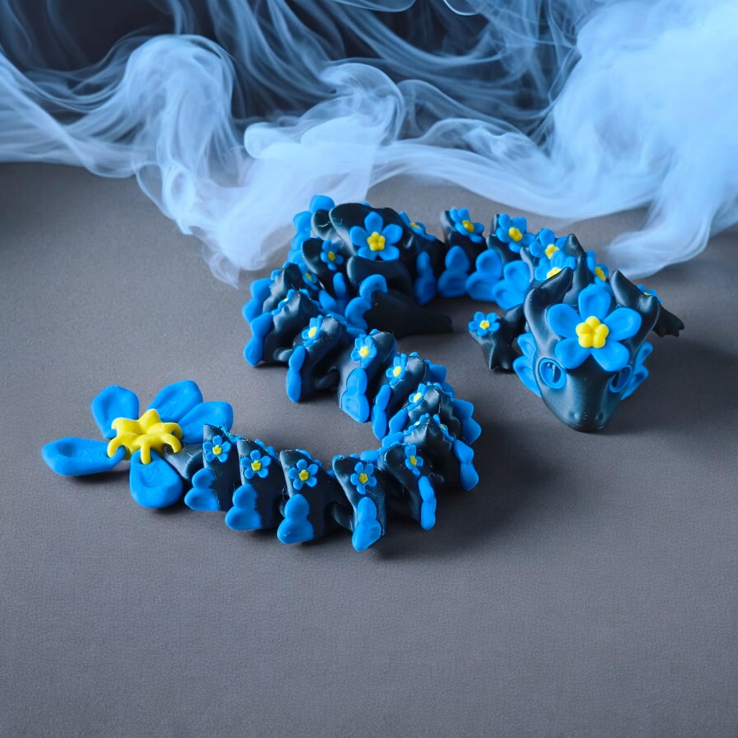 Enchanting 3D-Printed Forget Me Not articulated Flower Dragon – Fantasy Home Decor - Sabre 3D design