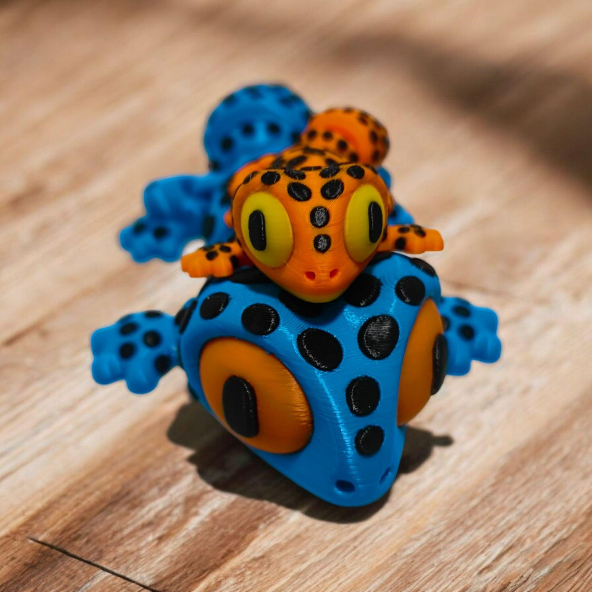 Articulated Leopard Gecko model. fidget toy, cute desk buddy - Available in Mini and Big