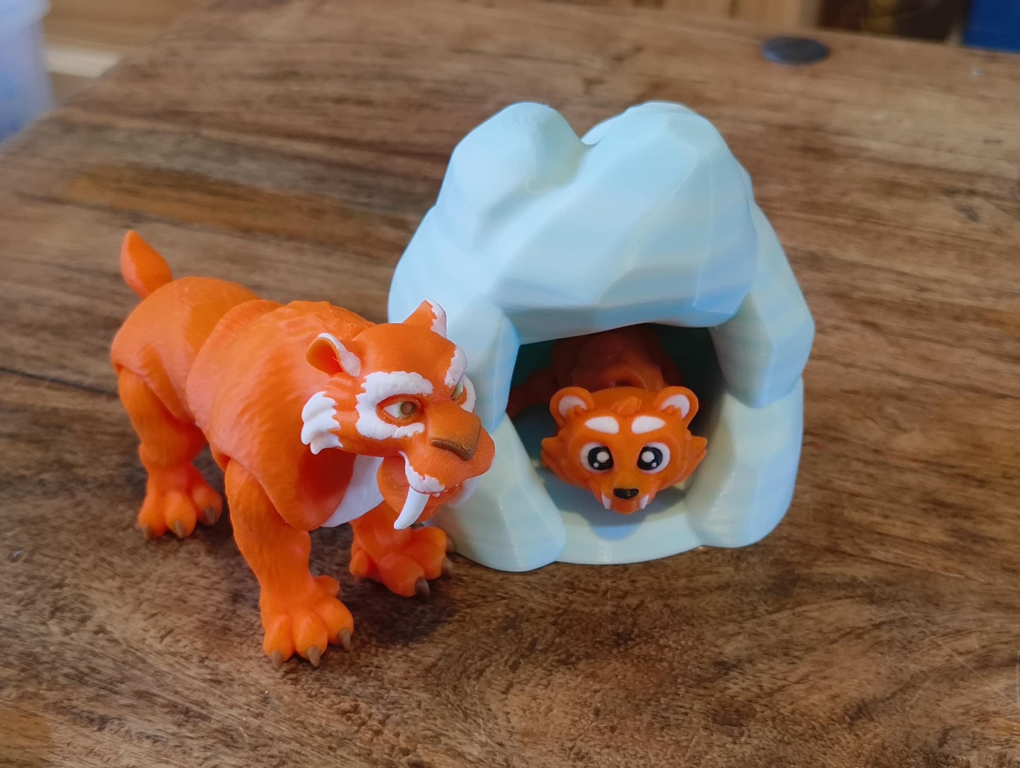 3D Printed Sabre-Tooth Tiger | Large Sabre-Tooth Tiger | Mini Sabre-Tooth Tiger in Cave Bundle | Mother & Pup Sabre-Tooth Tiger Set