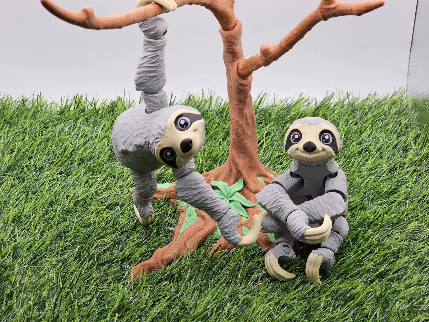3D Printed Articulated Sloth Figurine with Optional Tree | Cute Hanging Sloth Desk Decor | Sloth Lover Gift
