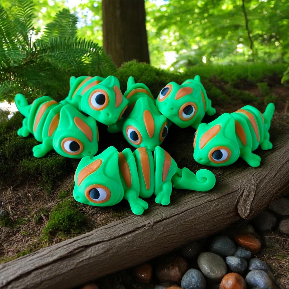 flexi mini Chameleon model, articulated colourful Panther Chameleon desk buddy, cute animals, ArtFlex