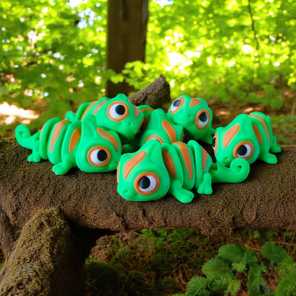 flexi mini Chameleon model, articulated colourful Panther Chameleon desk buddy, cute animals, ArtFlex