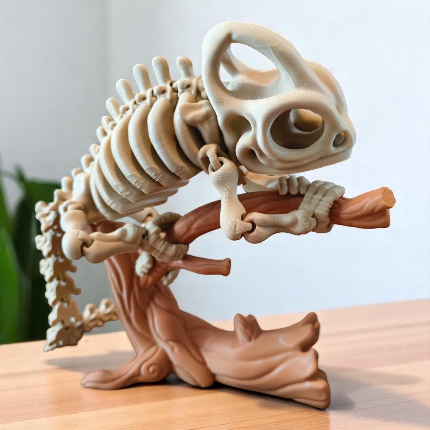 3D Printed articulated Skeleton Chameleon – Poseable & Perched on a Branch - articulated reptile